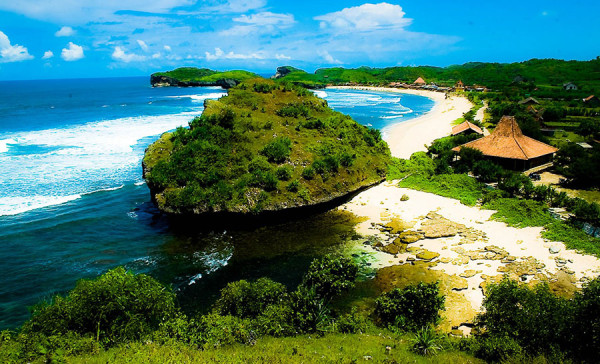 pantai-krakal-di-gunungkidul-600x364